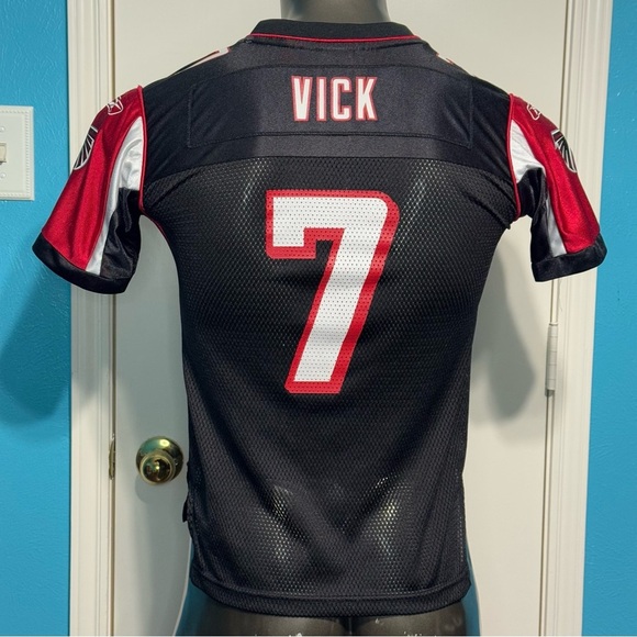 Reebok NFL Black and Red Football Jersey Atlanta Falcons Vick Kids Medium 10-12 - Picture 2 of 10